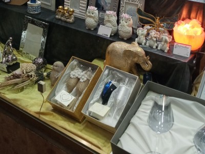 Imagen de artículos de regalo y decoración en Caprichos, tienda de decoración y regalos en Vallecas