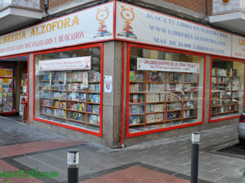 Librería Alzofora