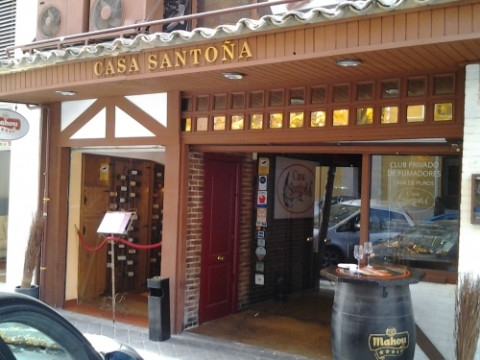 Casa Santoña: Restaurante, cervecería